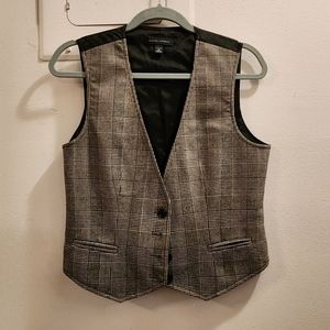 Banana Republic Vest Stretch Top, PRE-OWNED